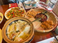 -魏铭鱼头捞饭(晋阳路店)