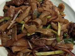 干炒牛河粉-大铁勺新津菜(东丽阳光新业广场店)