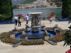 -天鹅湖生态旅游风景区