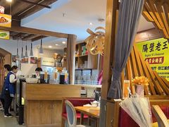 -隔壁老王·家常云南菜(花巷店)