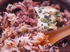 -容里煲仔饭(利丰北路店)