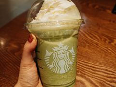 -星巴克(西安益田假日世界店)