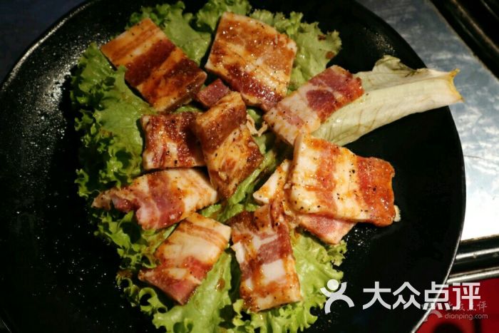 五花肉排骨肉