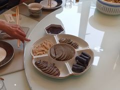 -哈啾嗨·新概念蒙餐(红星新城店)