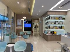 -维乐口腔(美维云门诊陆家嘴店)
