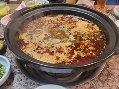 -小饕荟雅安贡椒鱼鲜馆(广福桥店)