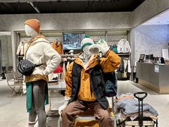-百年港湾奥特莱斯(香炉礁店)