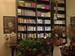 iphone_upload_pic-良友书坊(安徽路店)