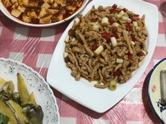 -洪霞餐馆