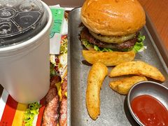 菠萝牛肉堡-魏斯理汉堡(西安沣东吾悦店)