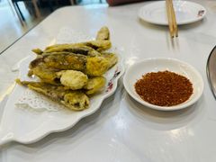 干炸小黄鱼-清真重庆巴爷香辣鸡煲(南小巷店)