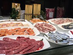 -四海一家自助餐(益田假日广场店)