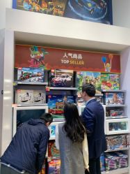 -乐高品牌旗舰店(人民广场店)