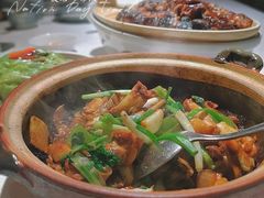 -八府香鸭·啫啫煲(华山路店)