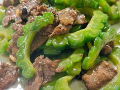 牛肉炒凉瓜-横琴湖畔美食