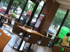 大堂-魏家凉皮(中央广场店)