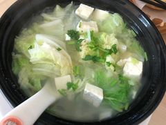 -闫家驴肉老店(华电一校店)