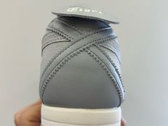 -Onitsuka Tiger(港汇恒隆广场店)