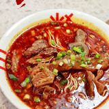 ✨🍜 胖妹面庄：隆福寺广场的美味秘密 🍜✨