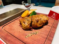 厚切烧焗肉眼心-杯子红牛排(创意产业园店)