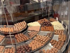 -Laderach 莱德拉(上海环贸iapm店)