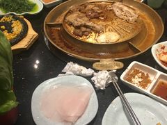 -猪啊牛呀羊啊铜盘烤肉(正大广场店)