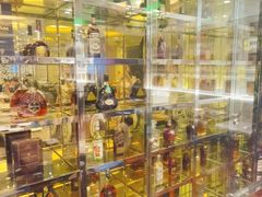 面包甜点陈列柜-皇朝万鑫自助餐厅