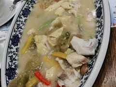 味菜支竹浸鲈鱼-彩蝶谷美食廊·粤式经典南番顺·铁板烧烤泰风味(广州长隆酒店)