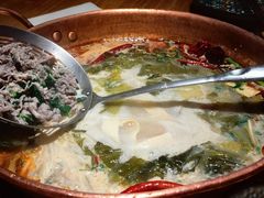 -洱火云南酸菜牛肉火锅(石景山当代商城店)