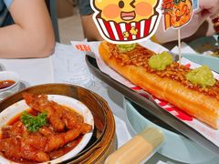 牛油果阿妈生旧叉烧芝士油条-喜势点·糖沙翁手工茶点·本地人茶居(永庆坊店)