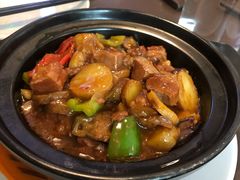 地三鲜烧牛腩-有璟阁港式餐厅(金融街购物中心店)