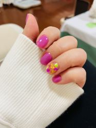 -菜菜美甲美睫皮肤管理