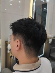 点击看大图 -七分屋LA·烫发·染发·剪发