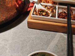 -野山舂·贵州现舂酸汤牛肉(民生路店)