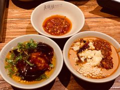 -老牌坊云南鱼豆花火锅(爱建店)