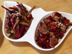 自贡冷吃双绝-兔行天下(中海国际店)