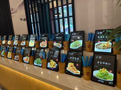 -尚帝美食城(八號院·牡丹公园店)