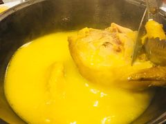 -鲜入围煮花胶鸡海鲜火锅