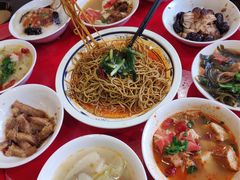 -蓝田九大碗民俗食府(蓝田店)