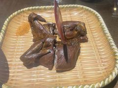 -东口码头·烧鸽子·鱼头泡饼·地方菜(金鹰悦城店)