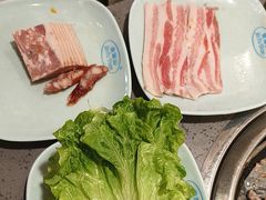 -金滏山烤肉·海鲜·火锅自助餐厅(襄阳万达店)