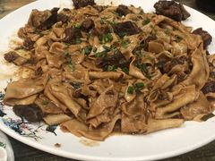 -壹阁胡羊焖饼(特色小吃街店)