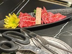 -山川小町·极番烧肉(新地假日广场店)