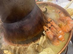 -一口猪海鲜浑锅·东北家常菜