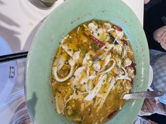 -巷子宽·酸菜鱼(迪士尼小镇店)