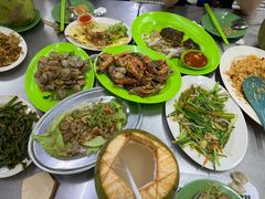 -明记烧鱼美味店