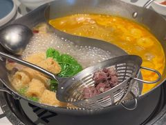 -左庭右院鲜牛肉火锅(金山万达店)