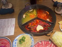 -巴卤社老火锅(财富店)