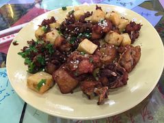 -泸沽肴(泸沽湖大洛水村农村信用社旁店)