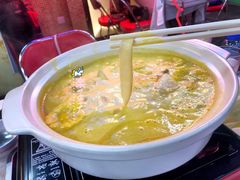 金汤花胶鸡煲-風林火山烤室·涮肉